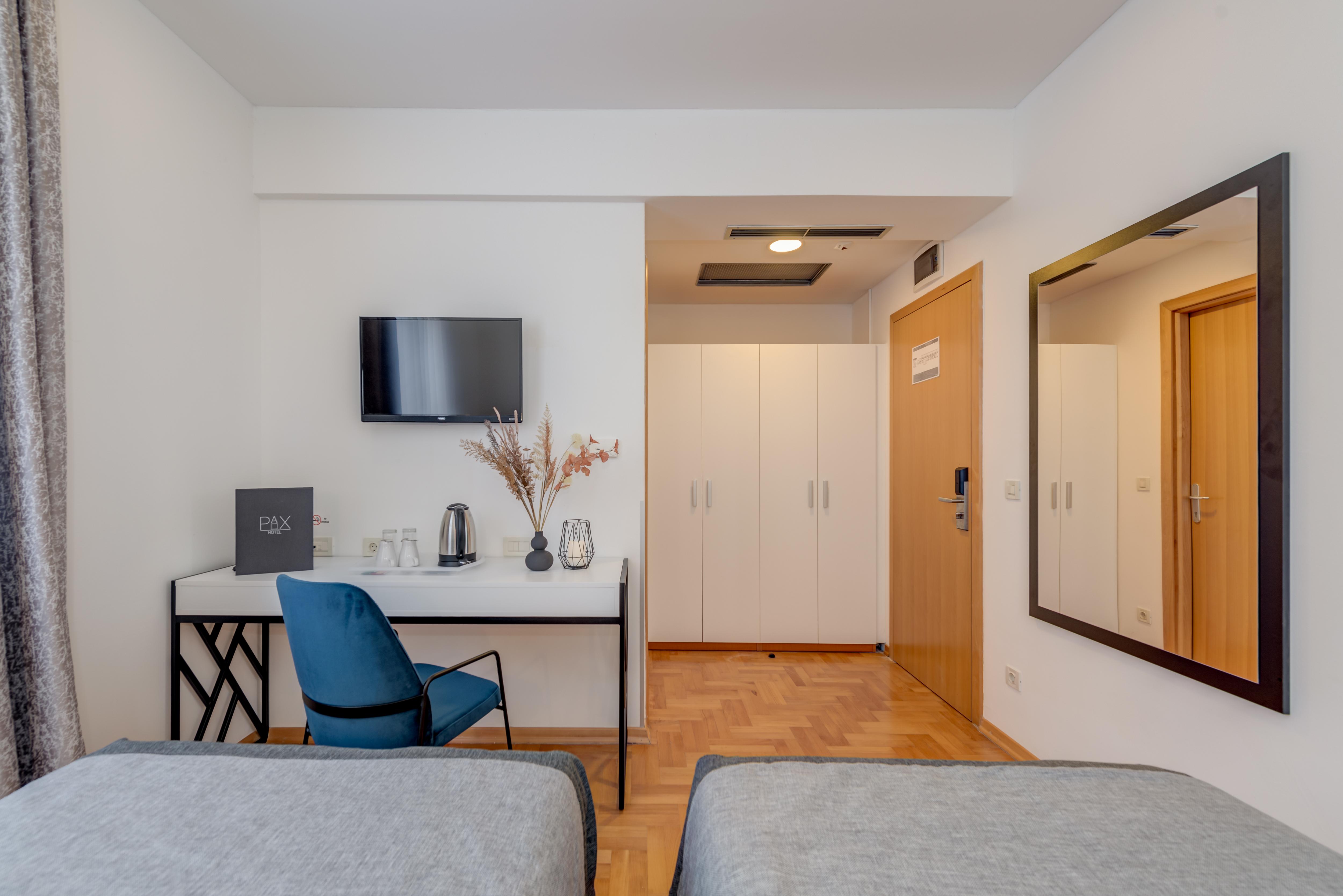 Hotel Pax Сплит Екстериор снимка